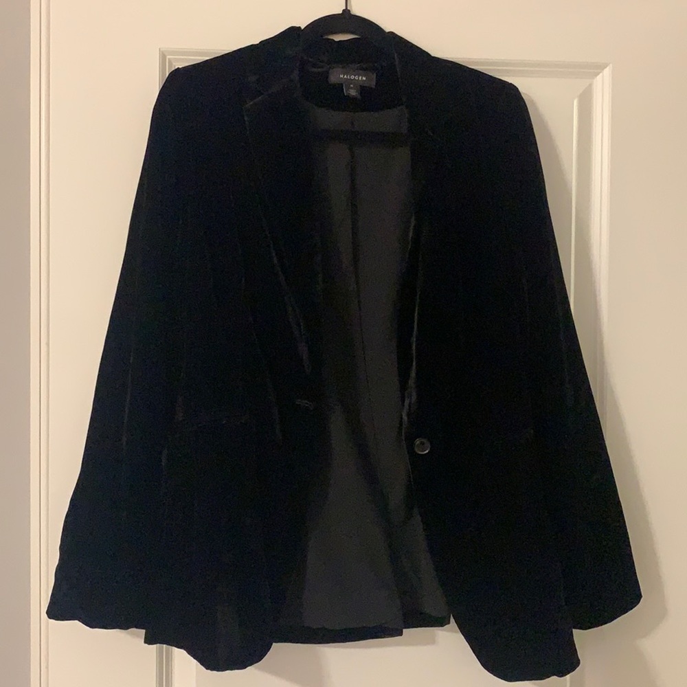 Black velvet blazer